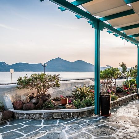 Seaside Apartments Αδάμας Εξωτερικό φωτογραφία