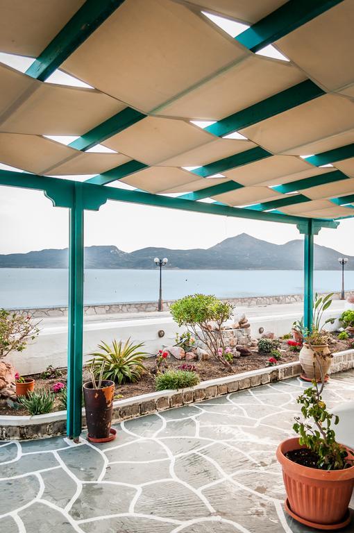 Seaside Apartments Αδάμας Εξωτερικό φωτογραφία