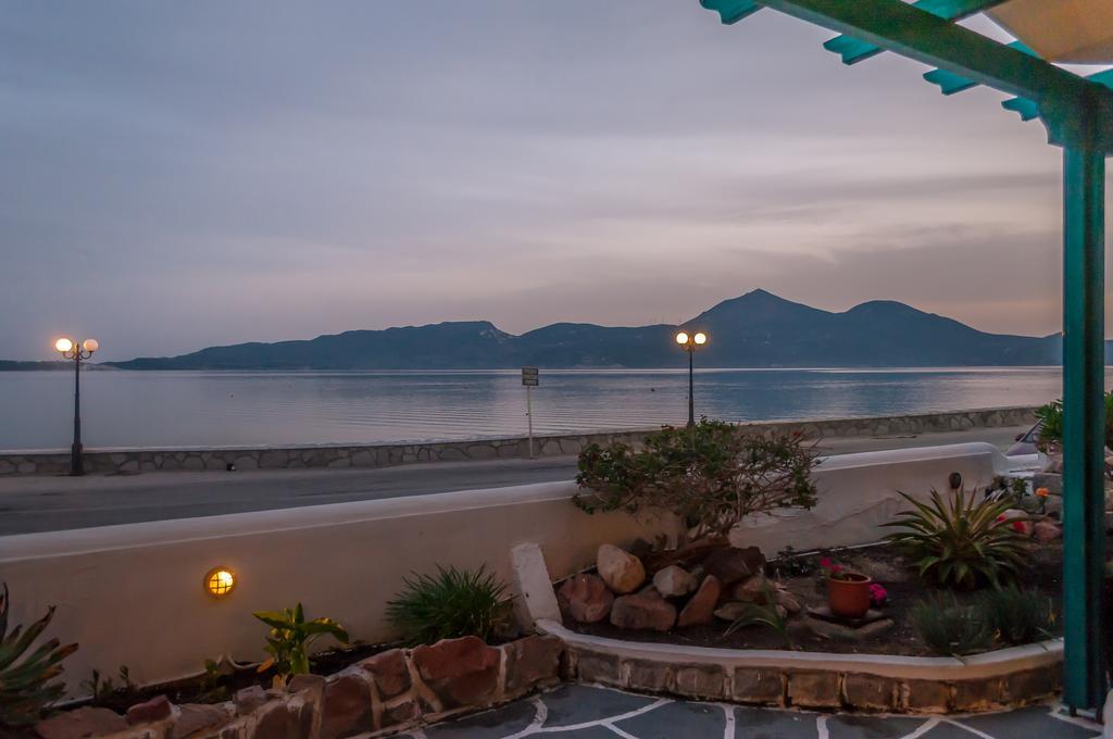 Seaside Apartments Αδάμας Εξωτερικό φωτογραφία