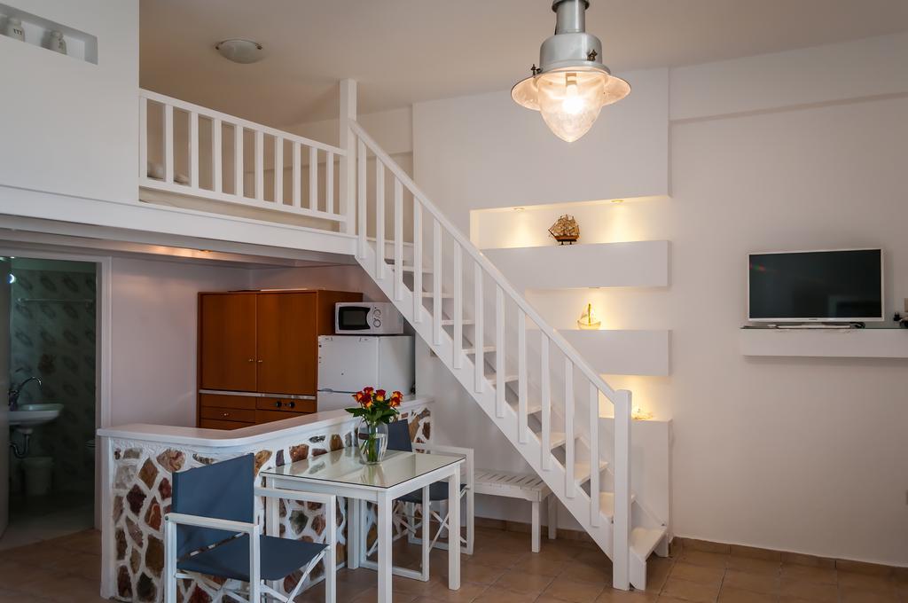 Seaside Apartments Αδάμας Εξωτερικό φωτογραφία